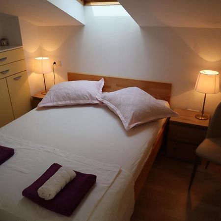 Apartments Iva Und Franka Omiš Extérieur photo