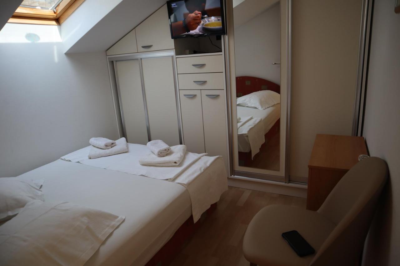 Apartments Iva Und Franka Omiš Extérieur photo