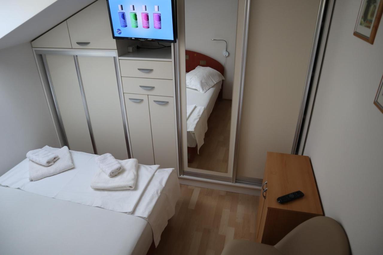Apartments Iva Und Franka Omiš Extérieur photo