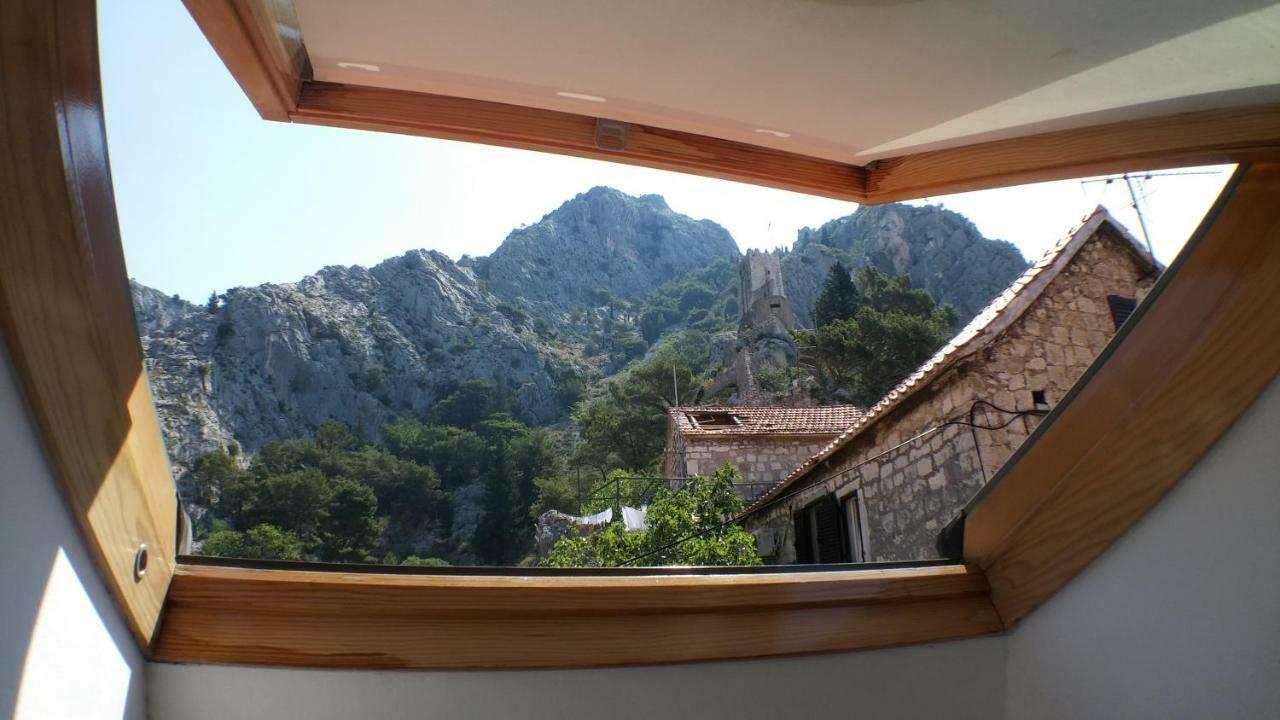 Apartments Iva Und Franka Omiš Extérieur photo