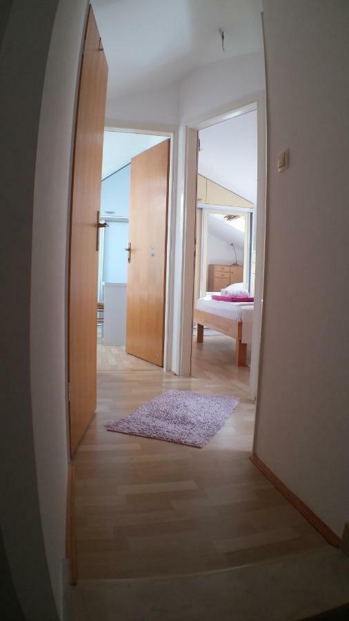 Apartments Iva Und Franka Omiš Extérieur photo