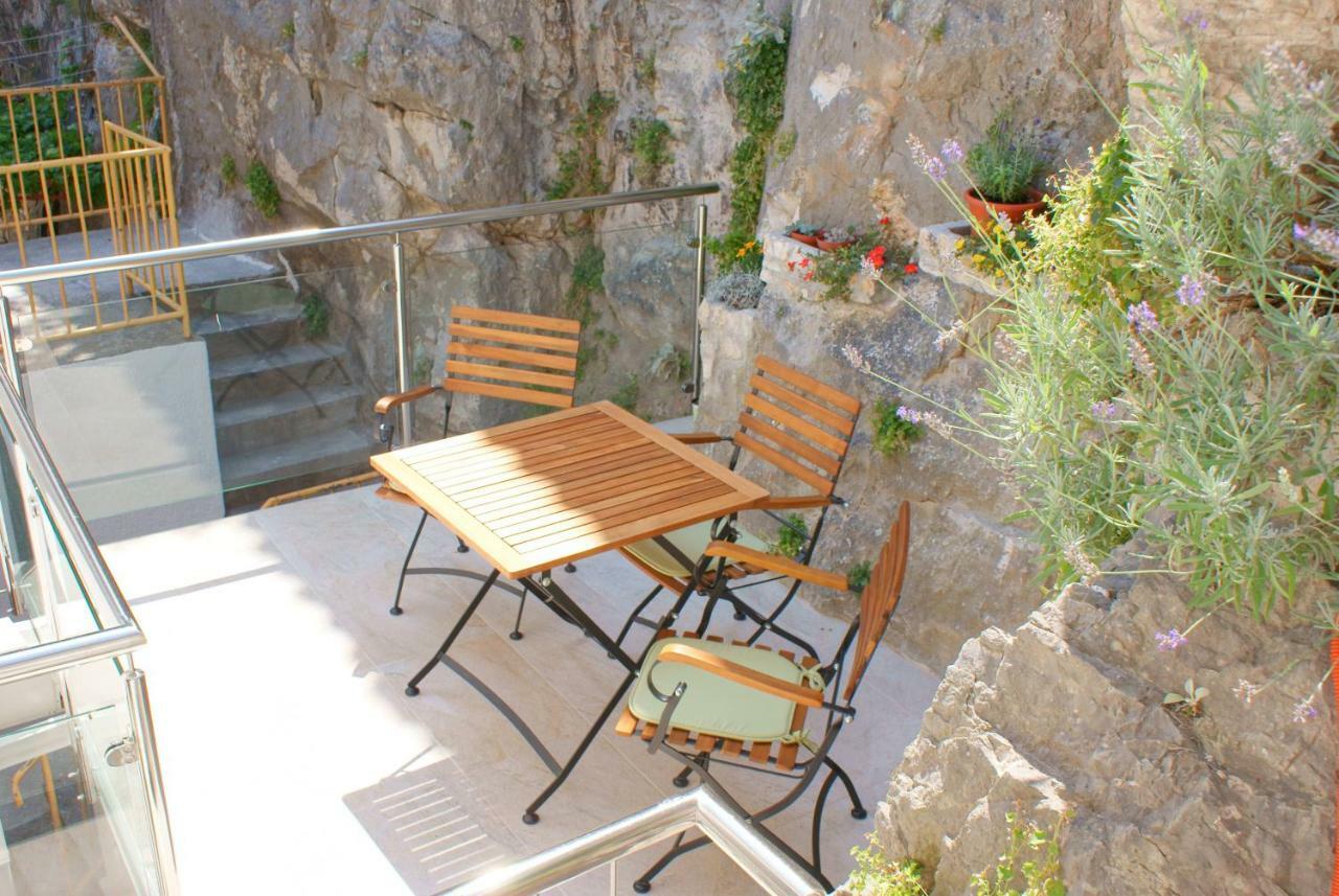 Apartments Iva Und Franka Omiš Extérieur photo